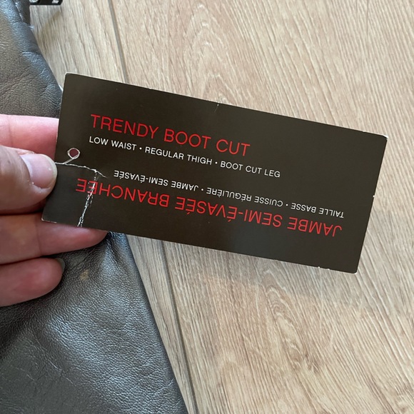 NWT 🔥Danier leather pants - Picture 4 of 6